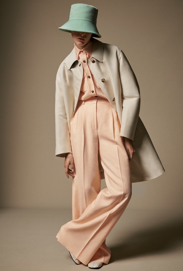 هل تختفي الشعارات قريبًا من عالم الموضة 