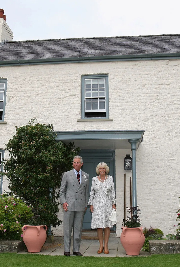 منزل Llwynywermod