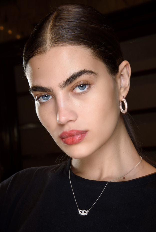 5 صيحات تجميلية للحصول على شفاه كبيرة وممتلئة