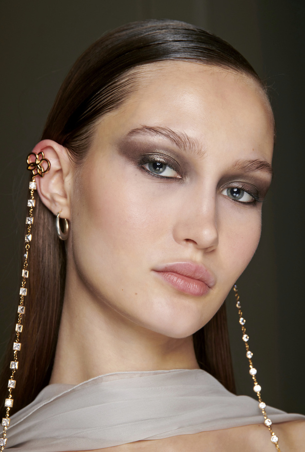  Zimmermann مستحضرات بمقاسات مثالية للسفر - الصورة من عرض