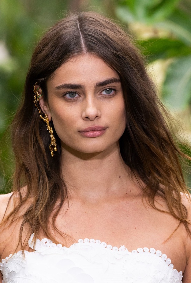 Zimmermann مستحضرات تحتاجينها داخل حقيبة السفر