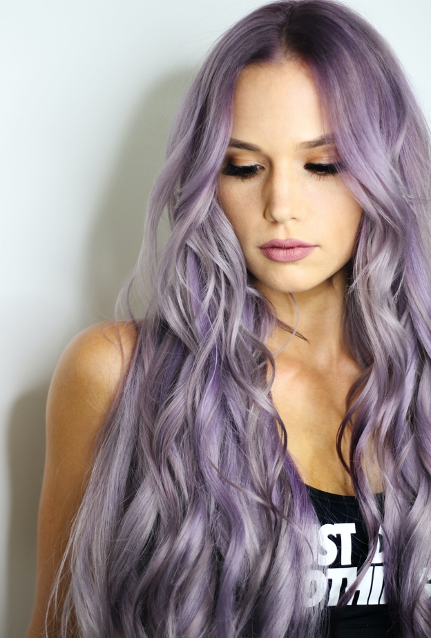 نصائح ذهبية لصبغ الشعر في المنزل والحفاظ على لونه في أيام العيد