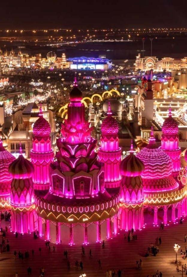 القرية العالمية في صدارة قائمة الوجهات الأكثر زيارةً بالإمارات