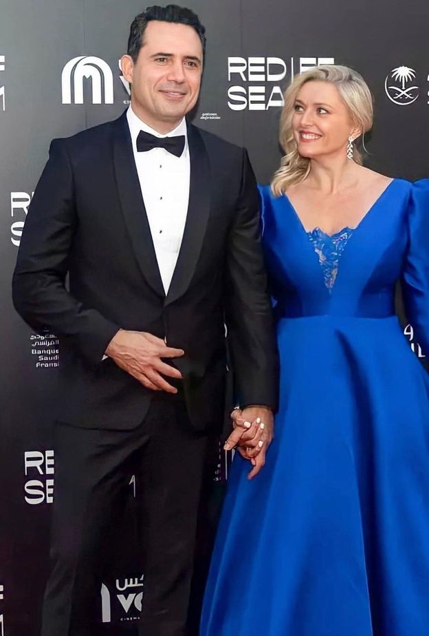 ظافر العابدين وزوجته