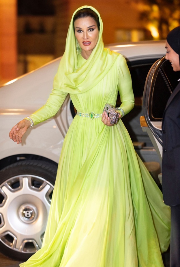 الشيخة موزة