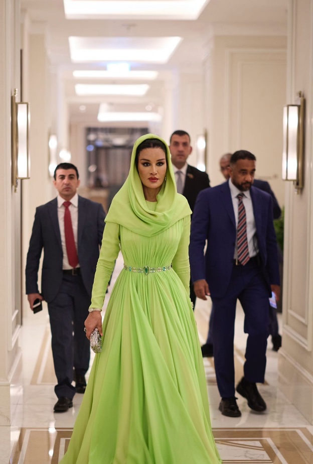 الشيخة موزة