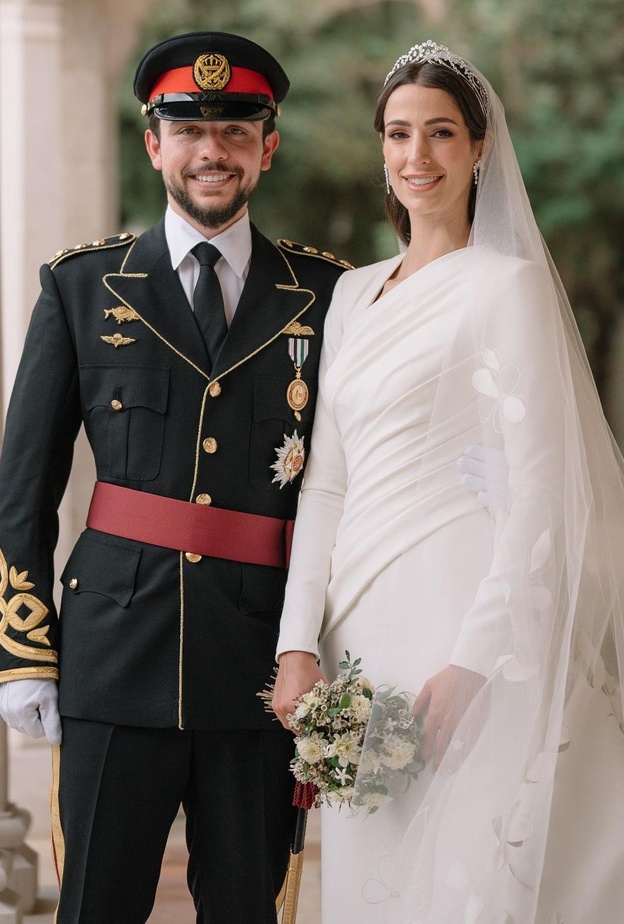 حضور لافت لورثة عرش العائلات الملكية في عٌرس الأمير الحسين