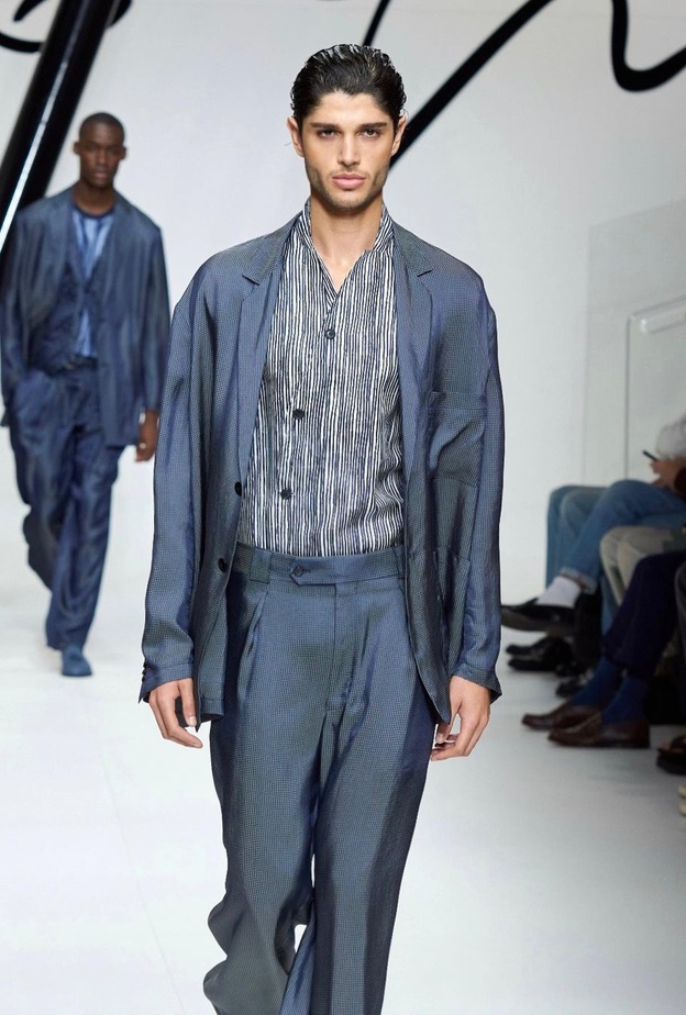 "لؤي علامة" يشارك في عرض مجموعة Giorgio Armani 