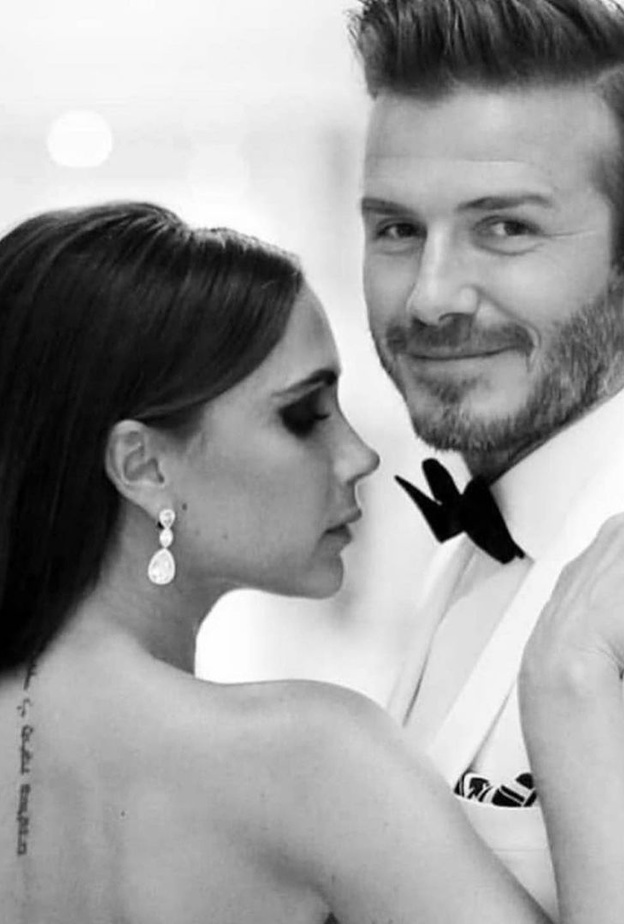 هل دعم ديفيد بيكهام David Beckham زوجته لإطلاق خط المجوهرات الخاص بها؟