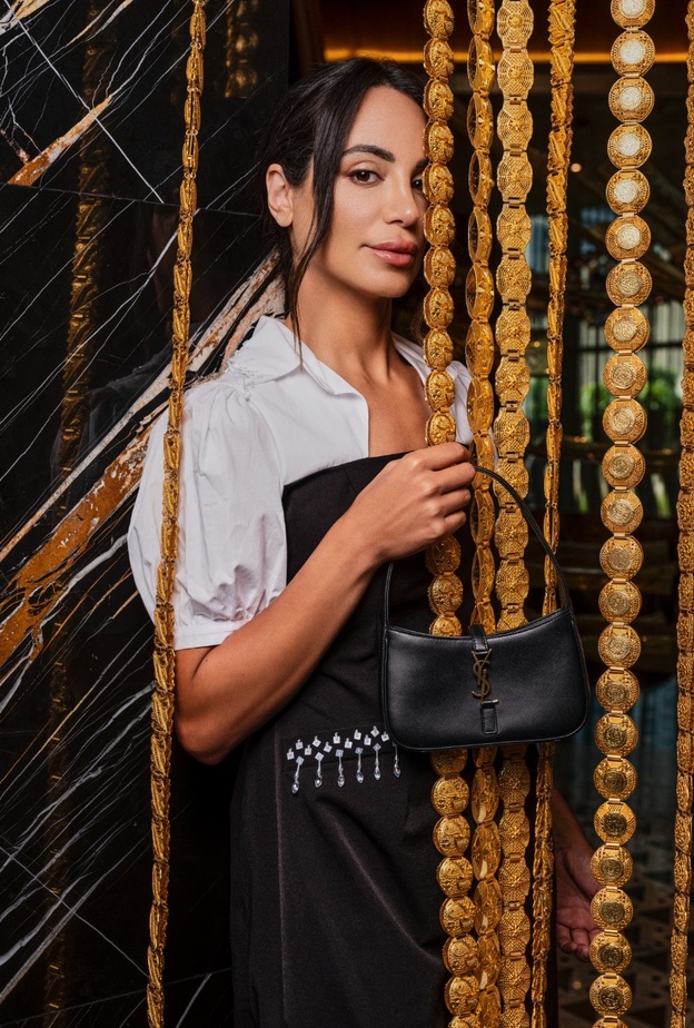 دعي الأناقة العربية مع اللمسة العصرية تزيّن إطلالاتك في العيد من وحي زينب الحلوه