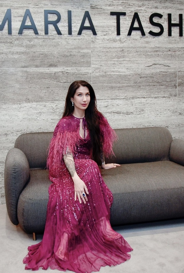 ماريا تاش تتحدث عن افتتاح متجرها الأول والدائم في فيا رياض وأساليب البيرسنج المتاحة