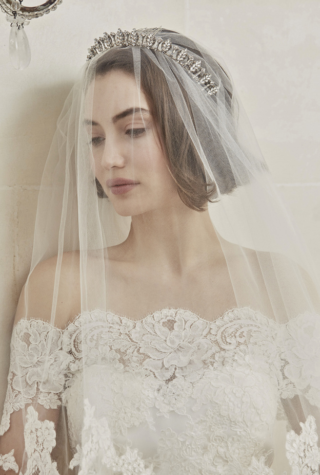 استعدادا لإطلالة زفافية مثالية .. مستحضرات تمنحك بشرة مشعة وخالية من العيوب