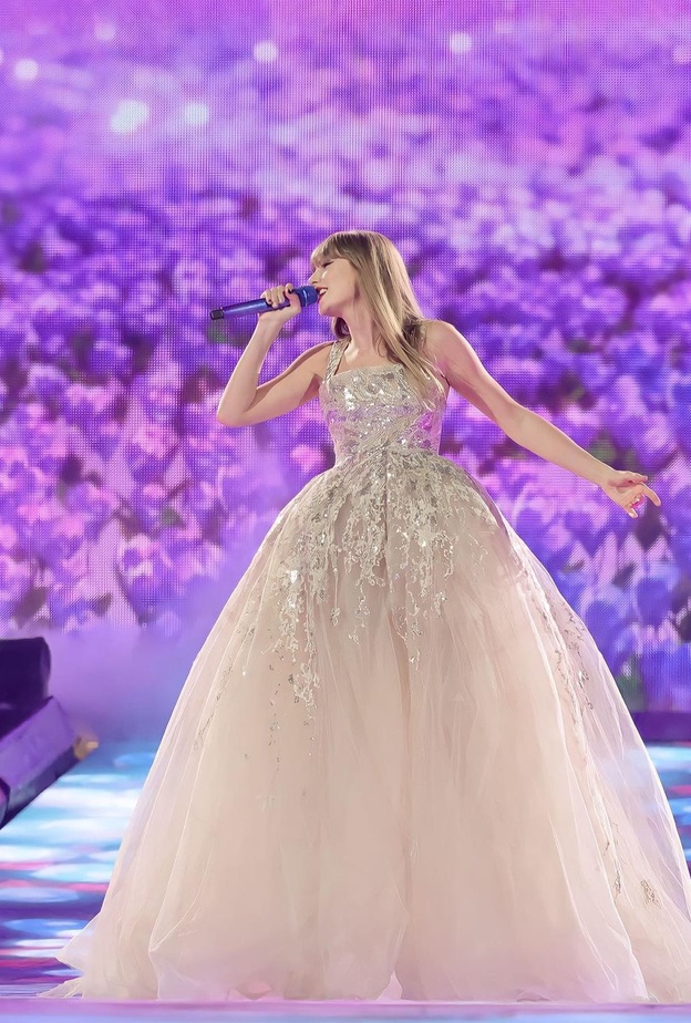 تايلور سويفت 