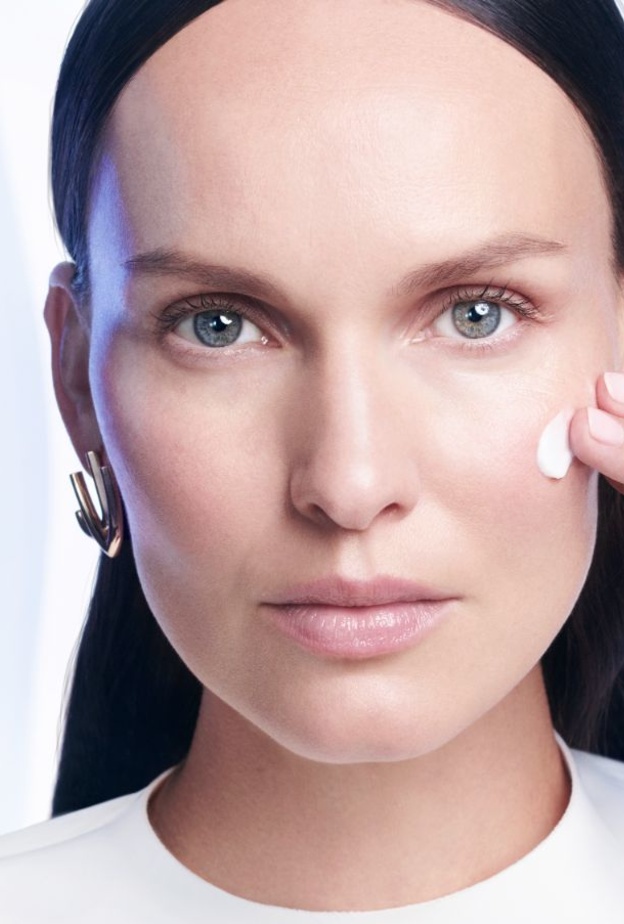 لانكوم تطرح  RÉNERGIE H.P.N. 300-PEPTIDE CREAM