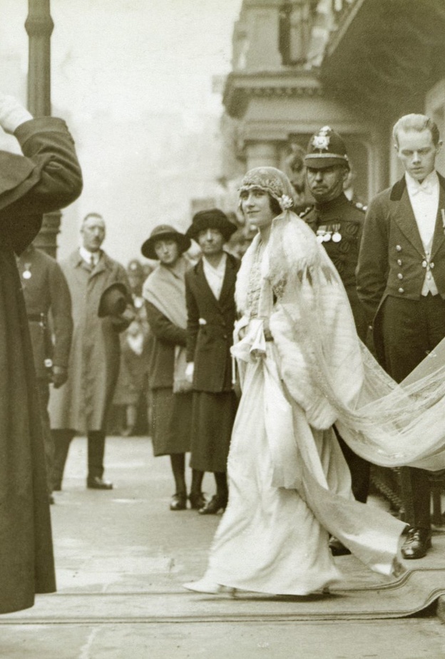حفل زفاف جورج السادس والملكة إليزابيث...حفل الزفاف الذي صنع عائلة وندسور