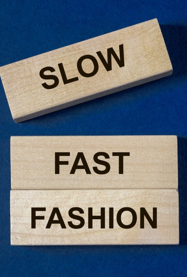 بين الموضة السريعة والموضة المستدامة أي صناعة تفضلين؟!