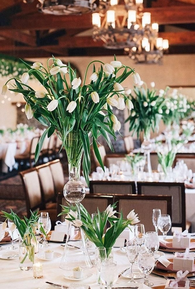 أفكار رائعة لحفلات الزفاف بزهور التوليب