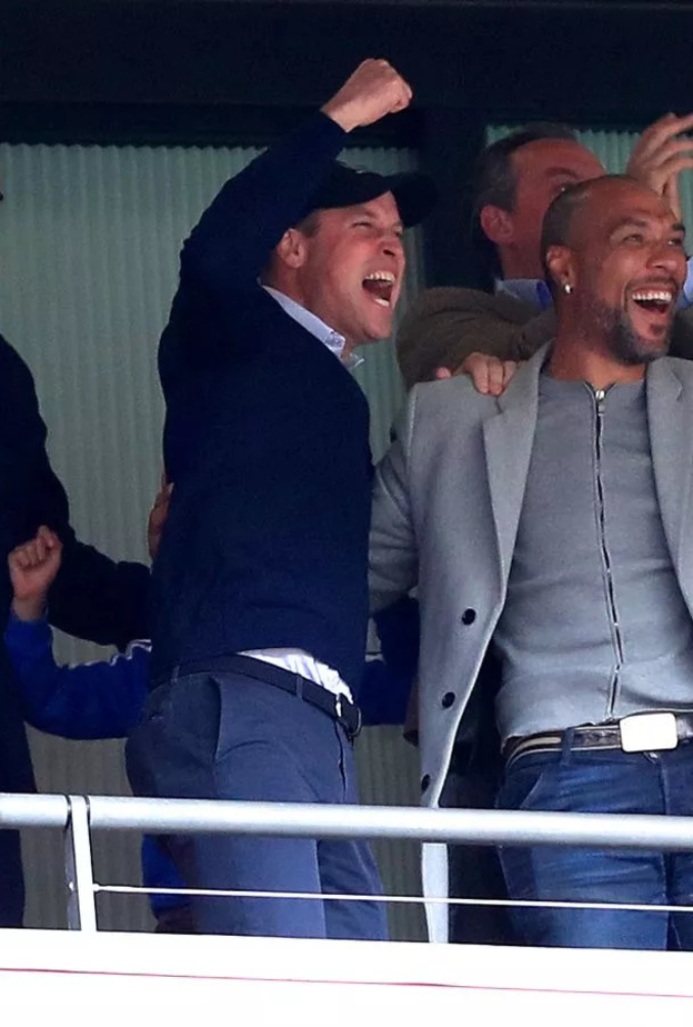 الامير وليام William Prince of Wales – نادي أستون فيلا Aston Villa fan