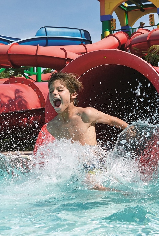 أفضل 7 حدائق للألعاب المائية للأطفال في دبي