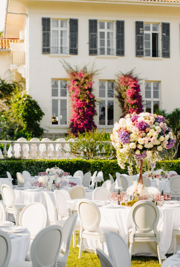 حفل زفاف كلاسيكي في قصر