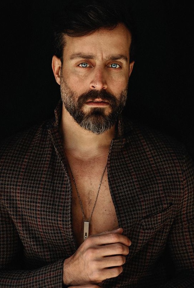 الفنان سعد رمضان