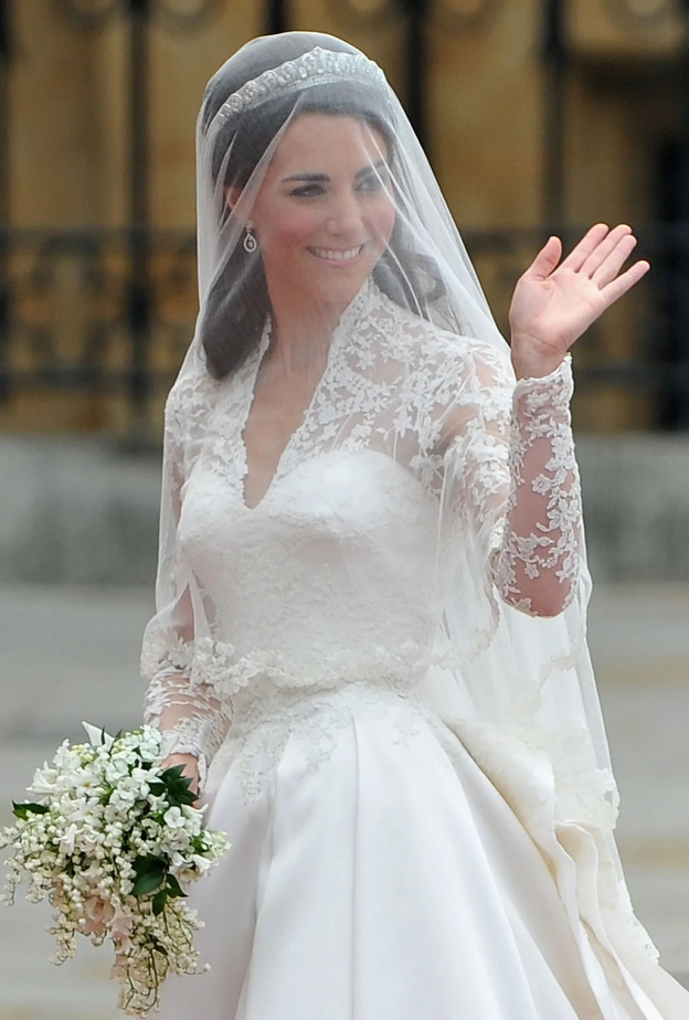 طرحة زفاف كاثرين أميرة ويلز Catherine Princess of Wales