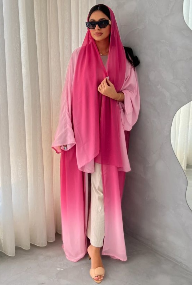 عباية اومبري وردي من Mei