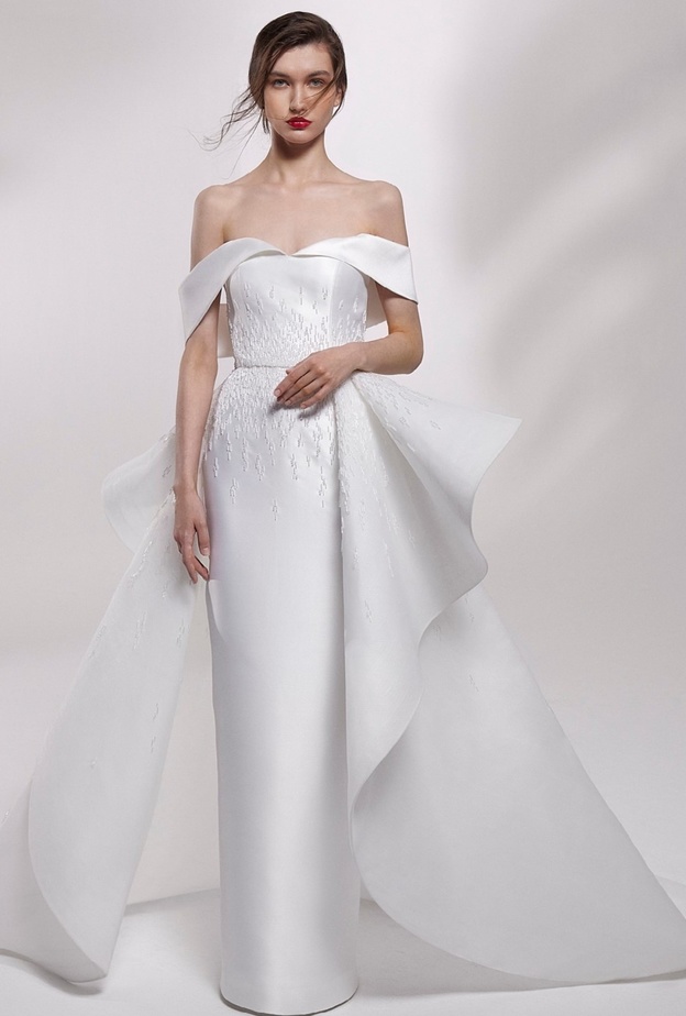 فساتين زفاف مع تنورة متصلة@ramialali