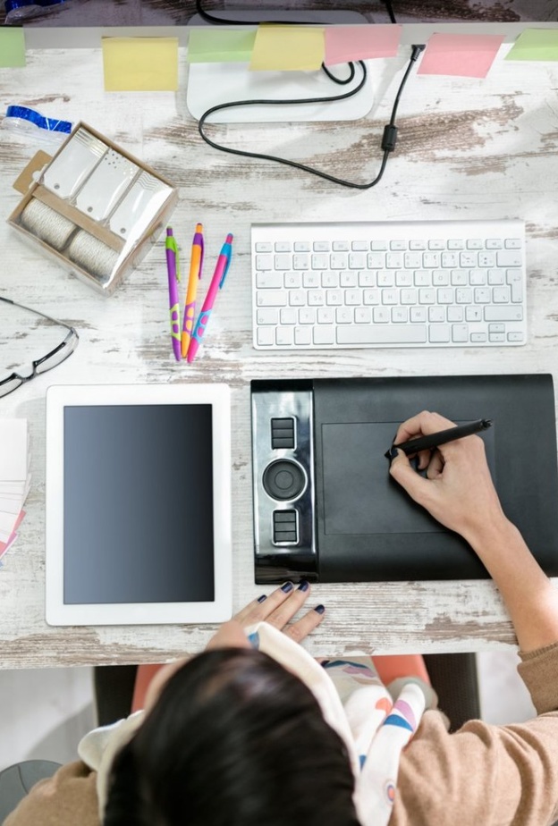 كيف يمكن للمعرفة أن تحفز الإبداع؟