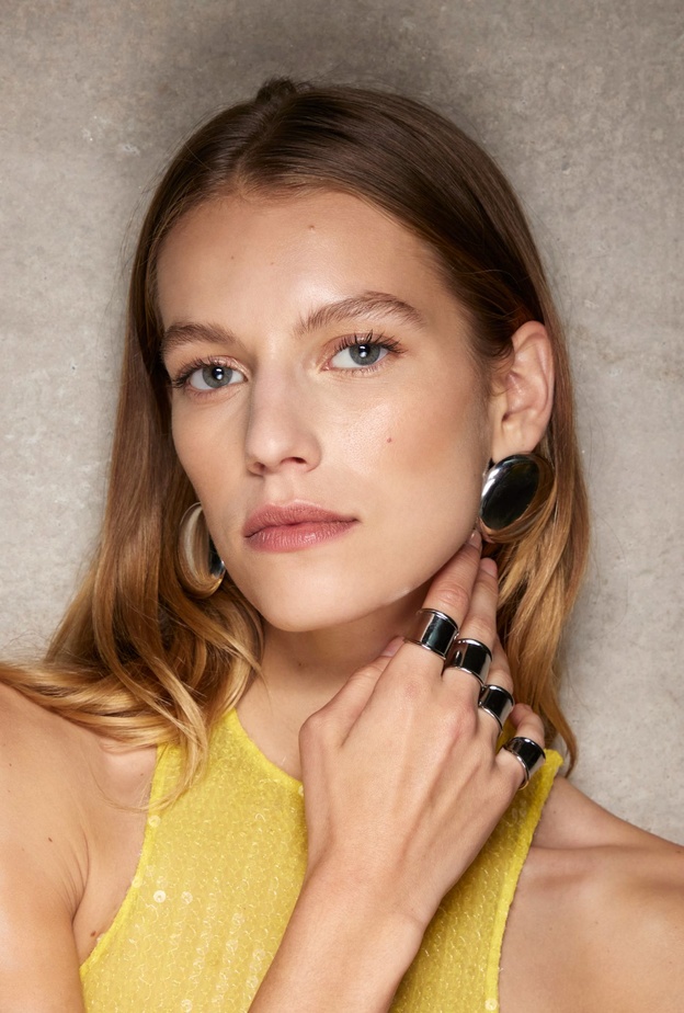 شعرك مصبوغ وأنت من محببي الرياضة اليومية؟ إليك بعض نصائحنا