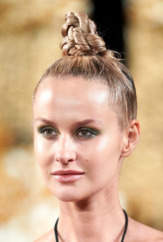 8 طرق للحفاظ على شعر صحي وتقليل إفراز الدهون  أثناء التمارين الرياضية