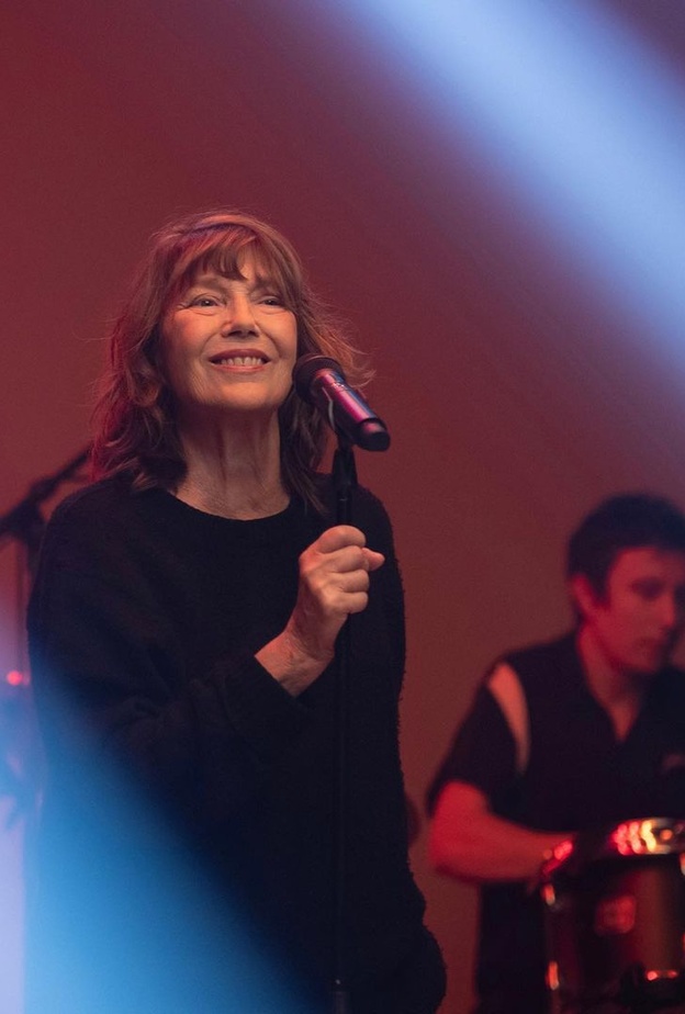 وفاة النجمة جين بيركين