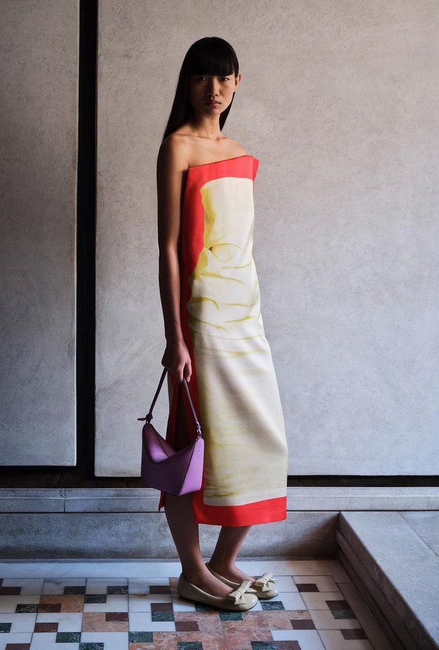 كيف أصبحت Loewe واحدة من أهم العلامات للموضة