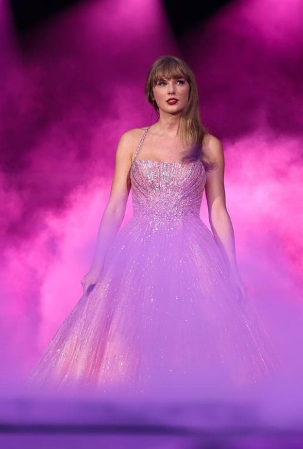 تايلور سويفت