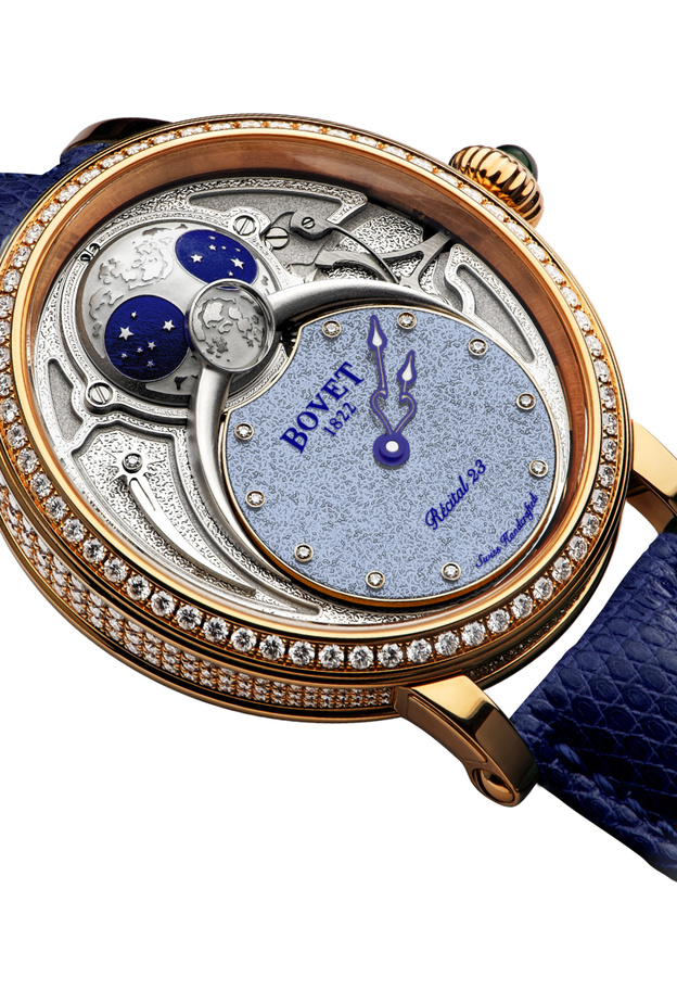 الجمع بين صناعة الساعات الراقية وصناعة المجوهرات الفاخرة في مجموعة Récital 23