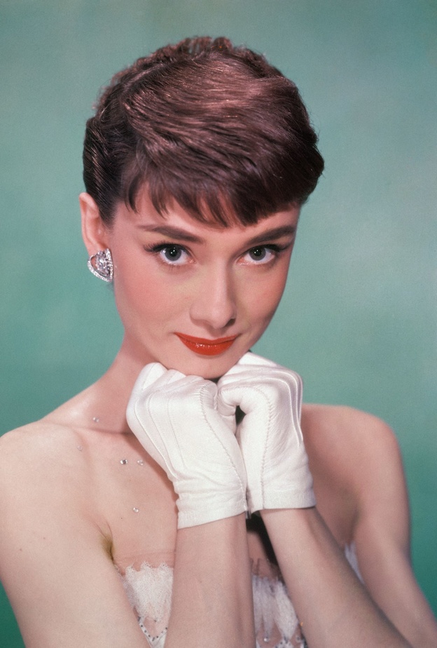 أشهر نجمات اعتمدن قصات شعر قصير صبيانية على مر الزمن..استوحي منهن