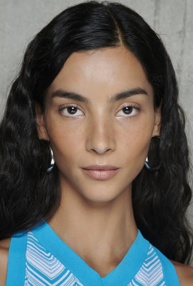 مستحضرات تجميل تحتاجها كل صبية في حقيبتها  لإطلالة مشرقة ومنتعشة في الجيم