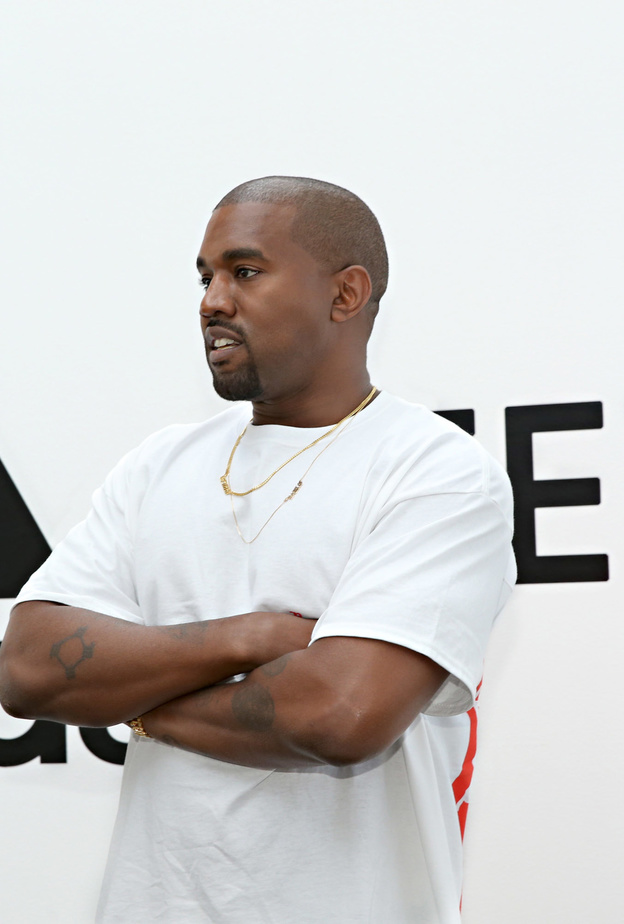انهيار صفقة Adidas و Yeezy تابع... اتهامات جديدة بحق كاني ويست