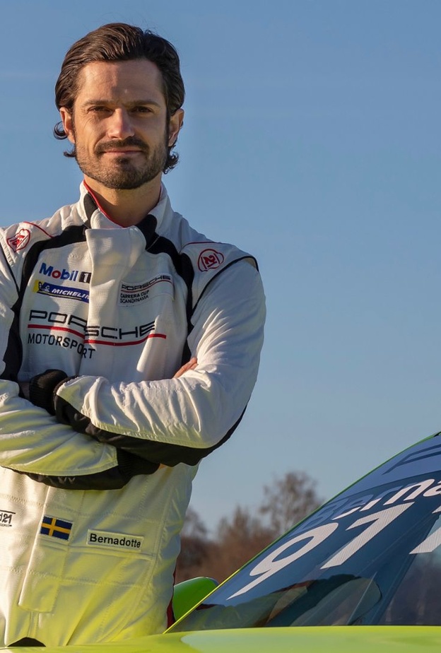 أمراء اشتهروا بحبهم لسباقات السيارات