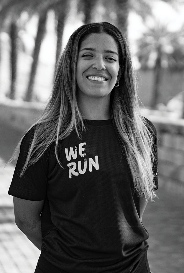 Dr. Sarah Farhoud عدّاءة، مدربة يوغا، واختصاصية علاج طبيعي وإعادة تأهيل