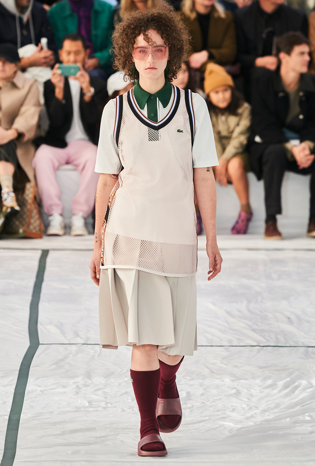 رياضة التنس وتأثيرها الثابت في عالم الموضة