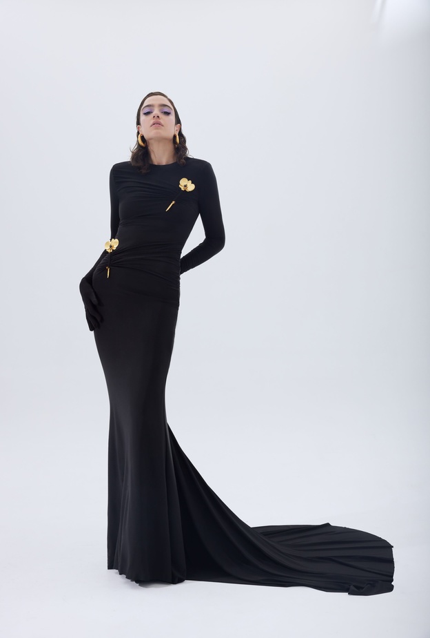 قفازات الأوبرا اكسسوار لجميع للسيدات بعد أن كان للأثرياء حصراً!