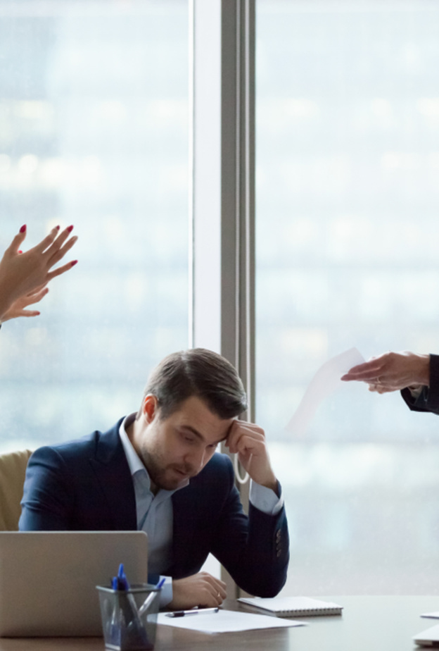 10 علامات تدل على أنك في بيئة عمل سامة... اكتشفيها قبل الالتحاق بها