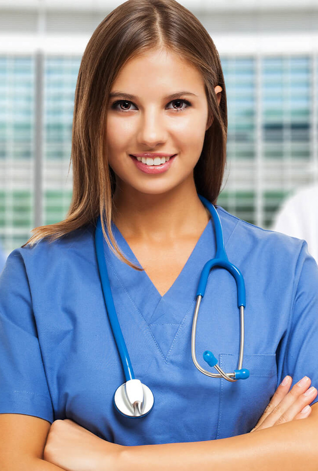 إضاءة على مهنة الطب بين المكانة الاجتماعية والصعوبات المستمرة