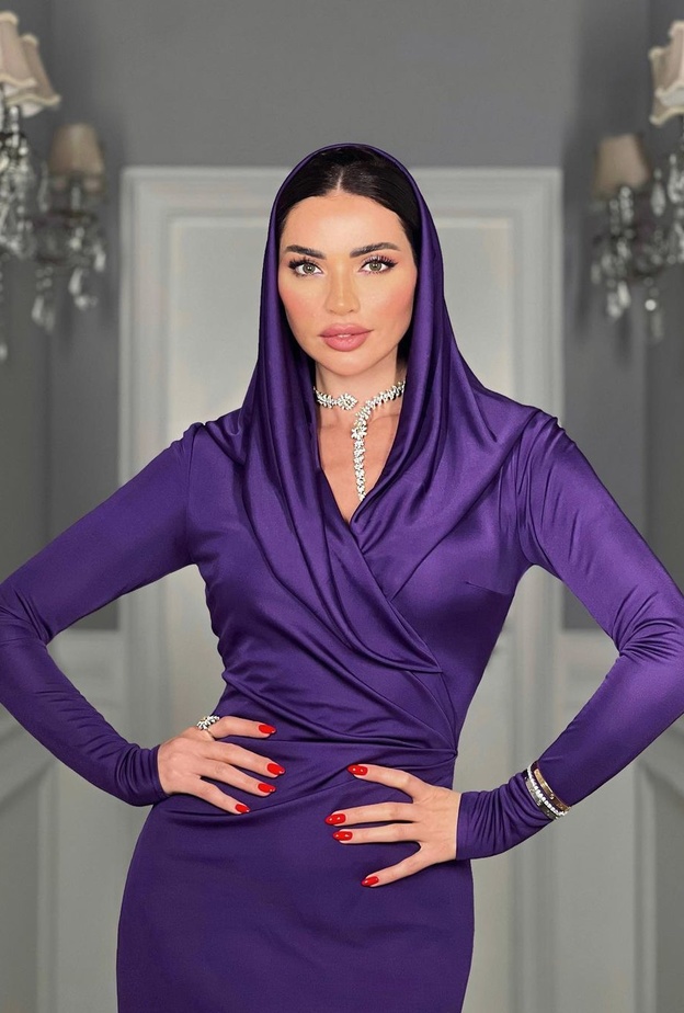 استلهمي إطلالة مجوهرات شبابية على خطى النجمة داليدا خليل