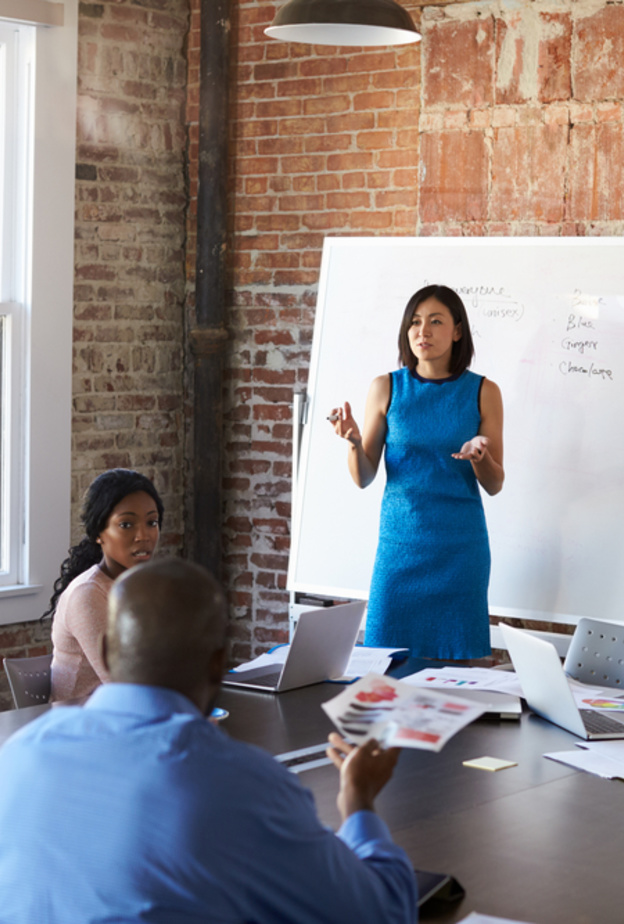 10 نصائح تسهّل التعامل مع المدير المتسلط والحفاظ على الوظيفة