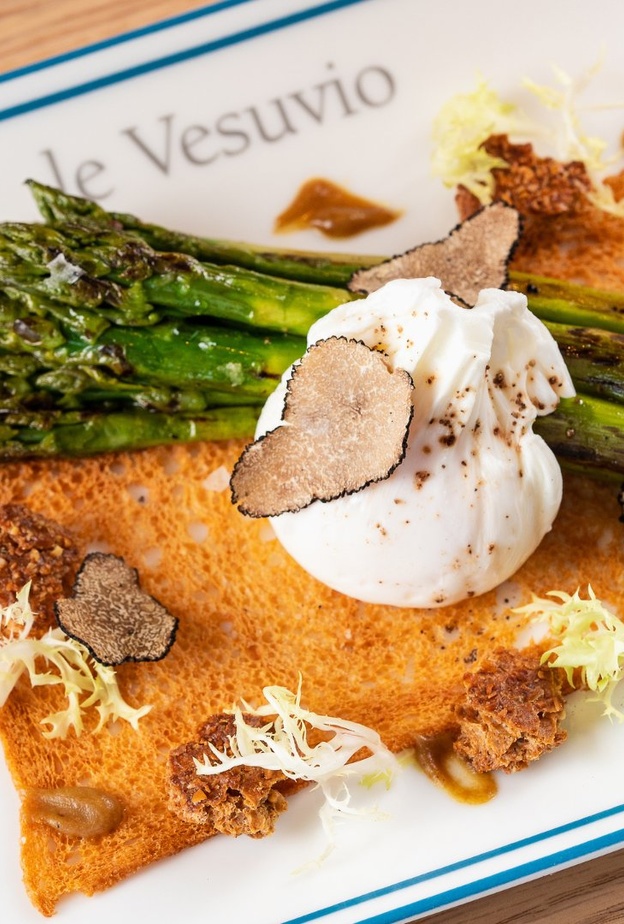 5 من أرقى المطاعم العالمية لتجربة تذوق استثنائية في نادي جدة لليخوت والمارينا