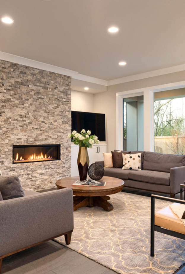 بعض الخطوات البسيطة التي يجب اتباعها لتبدو غرفة المعيشة مصممة جيدًا وزيادة مساحتهاإلى أقصى حد، مما يخلق ملاذًا مريحًا لكِ ولأسرتك.