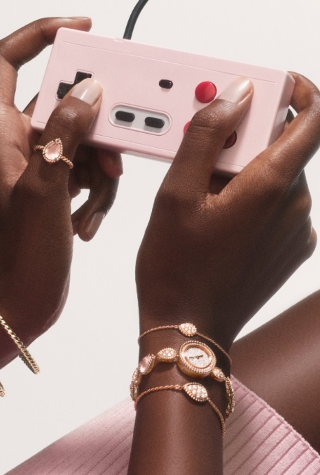 مجوهرات ذهب عصرية أنيقة من بوشرون في اطلالتك هذا الصيف