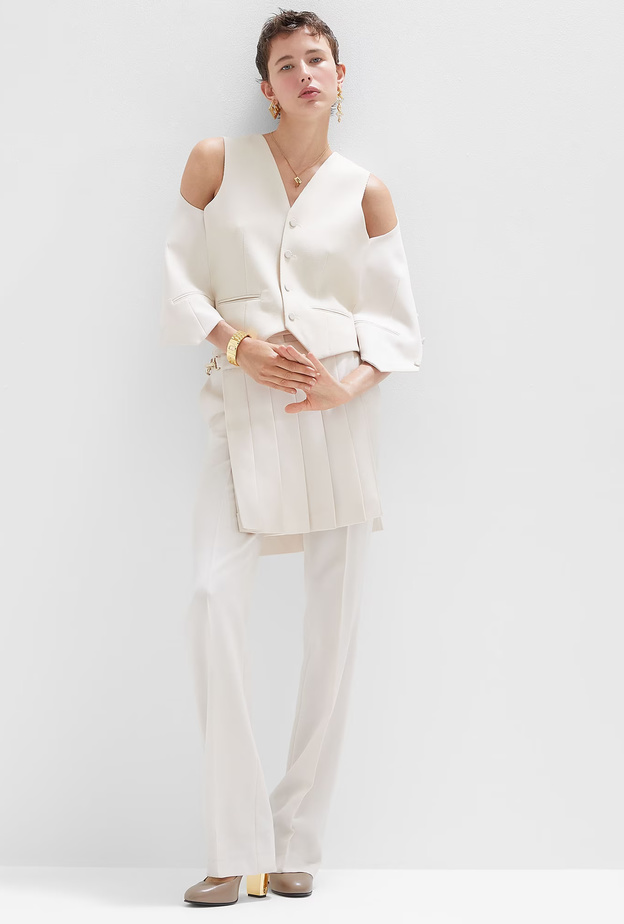 أضيئي الاطلالة بالجرأة مع ساعة Fendi الجديدة